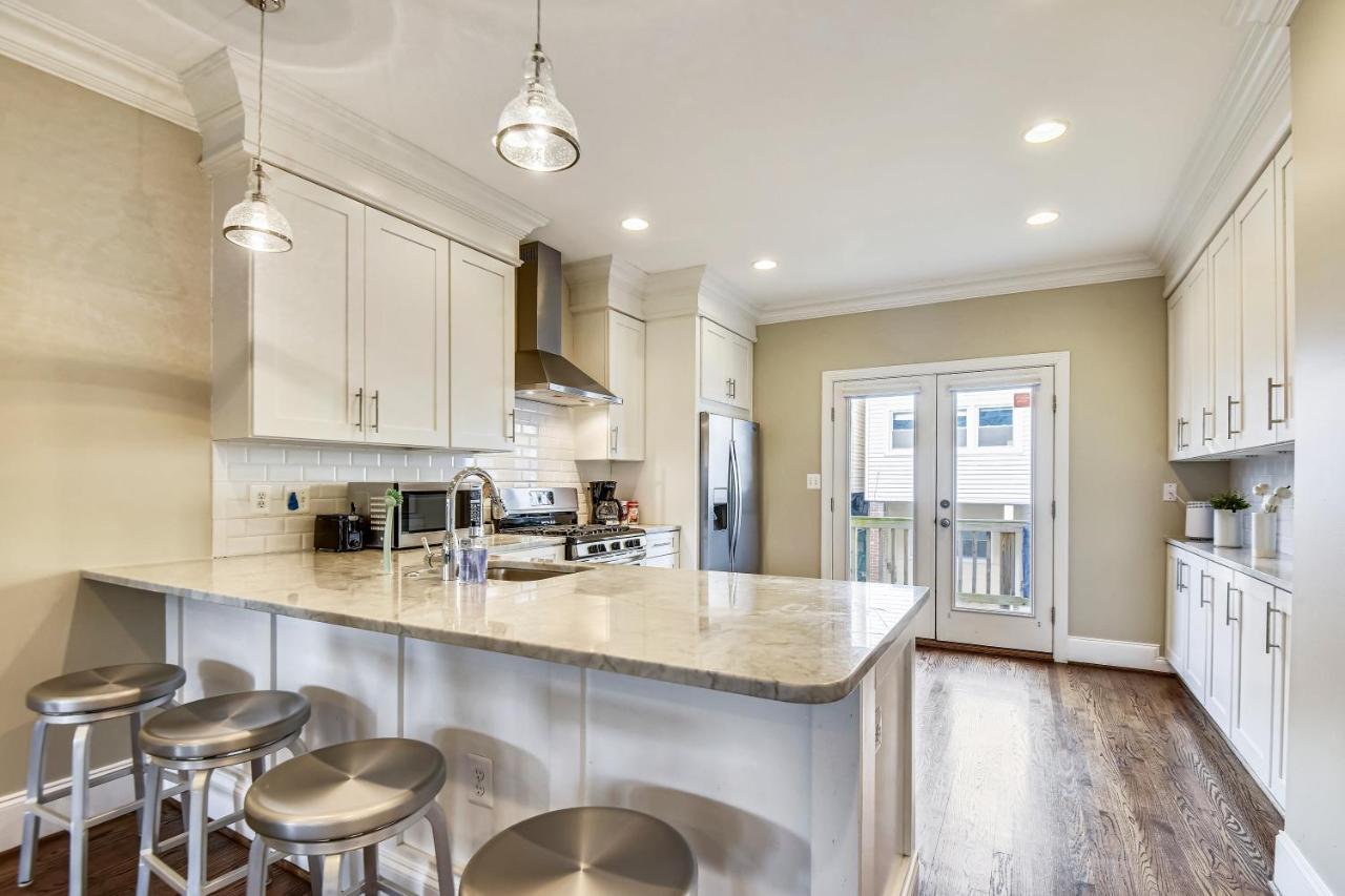 Edgewood Guesthouse Apartment Unit Washington Eksteriør billede