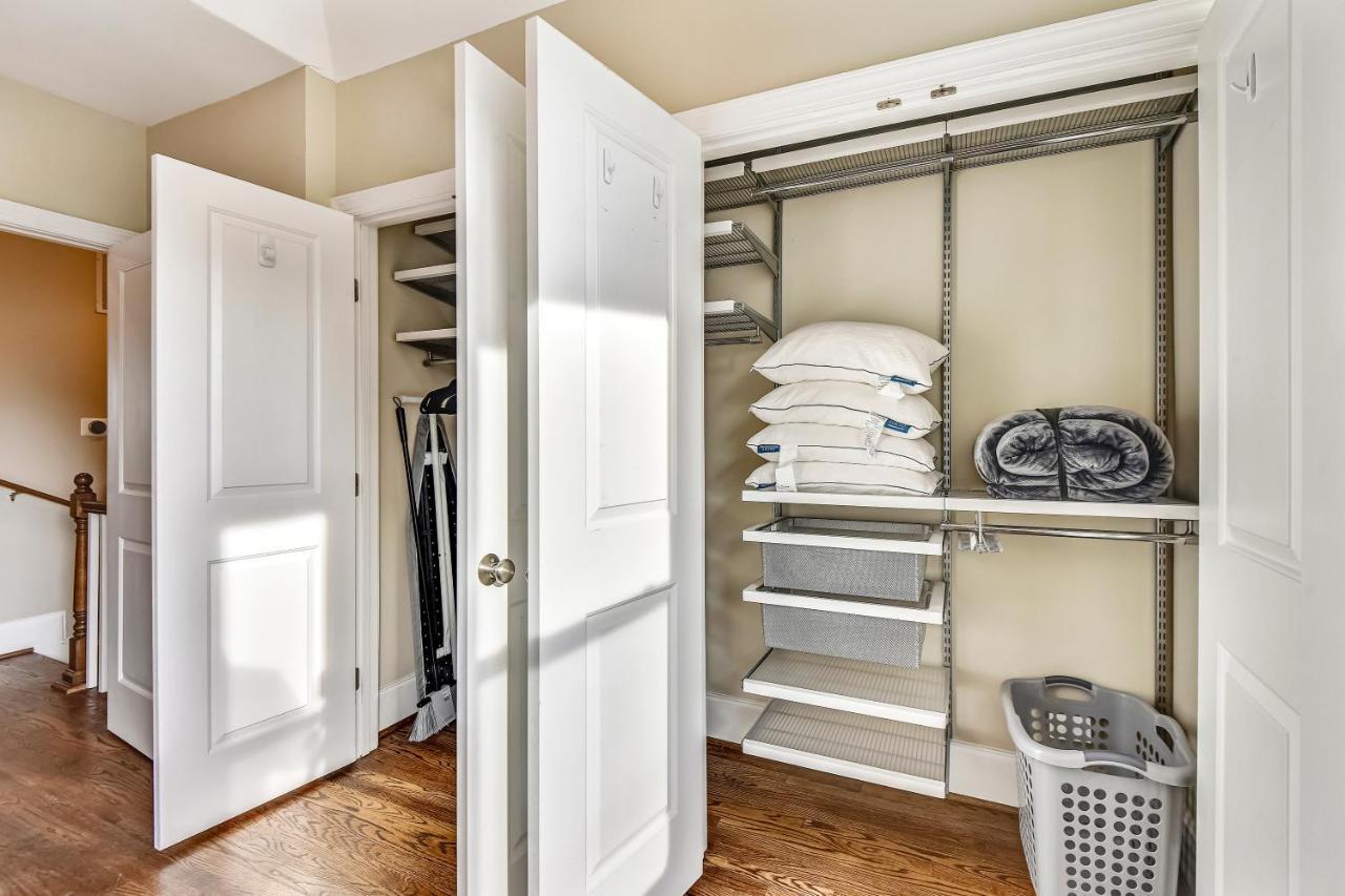 Edgewood Guesthouse Apartment Unit Washington Eksteriør billede